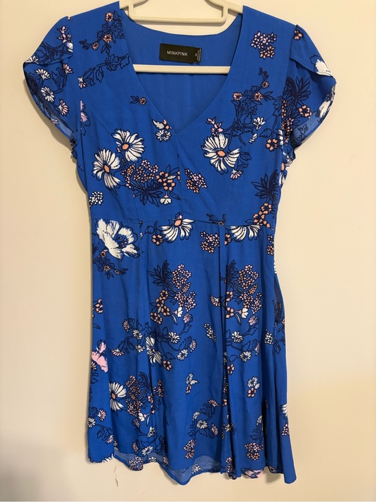 MINKPINK Dresses & Skirts - MINKPINK Cobalt Blue Floral V-Neck Dress with Pink & Yellow Accents